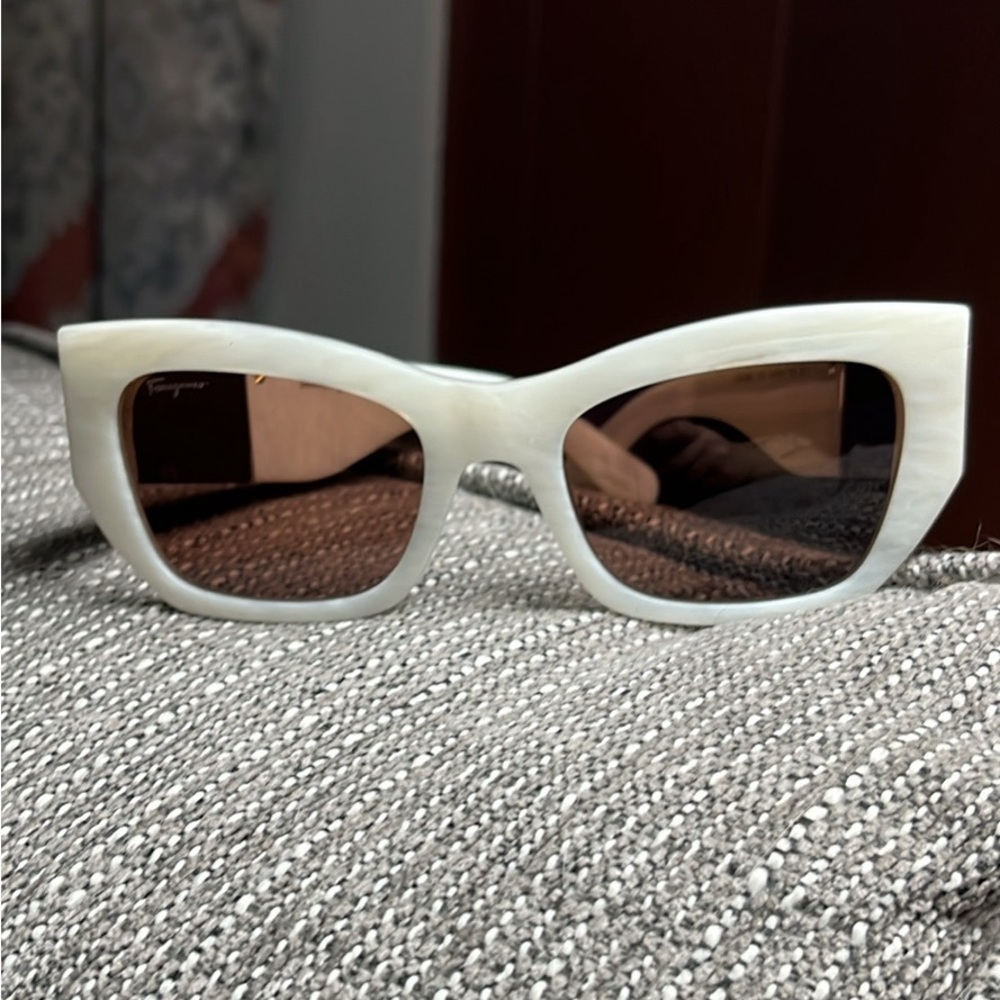 Salvatore Ferragamo marked sunglasses BRAND NEW